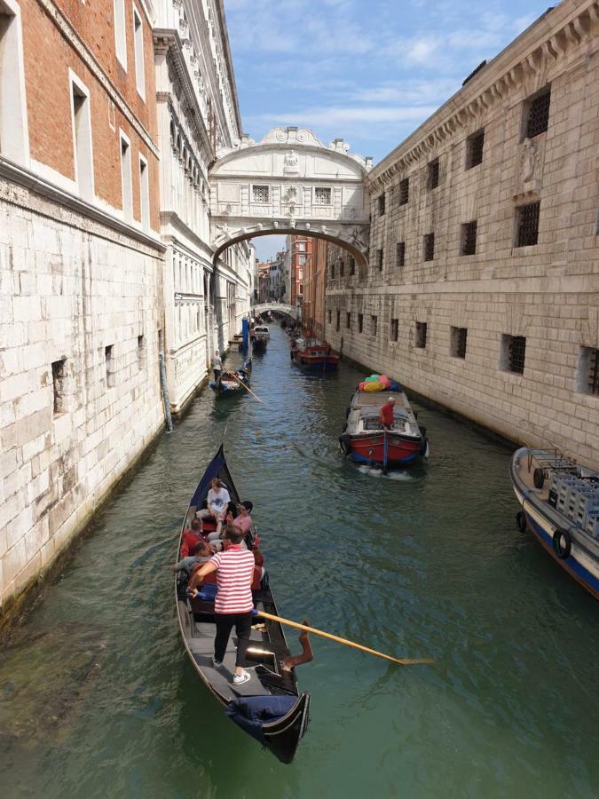 Bed and Breakfast Ca' Del Sol Venezia Екстер'єр фото